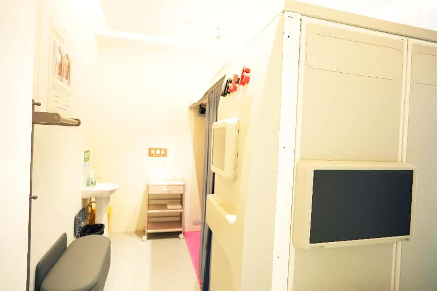 血精症治疗方案对比示意图